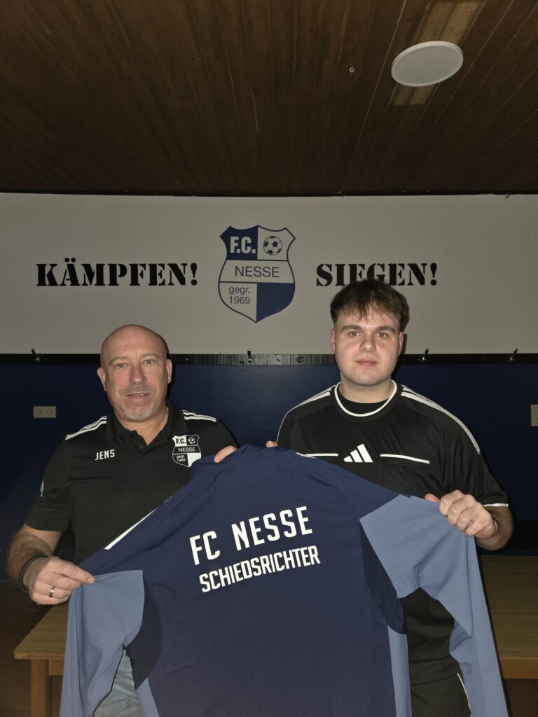 Foto von Jens Dirks mit Timon Frielinghaus